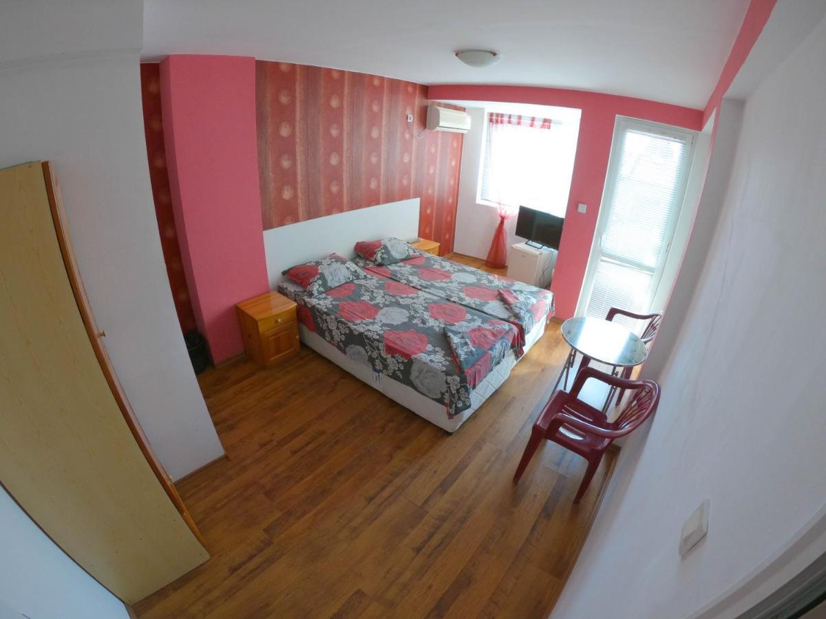 Guest House Gabriel โซโซโปล ภายนอก รูปภาพ
