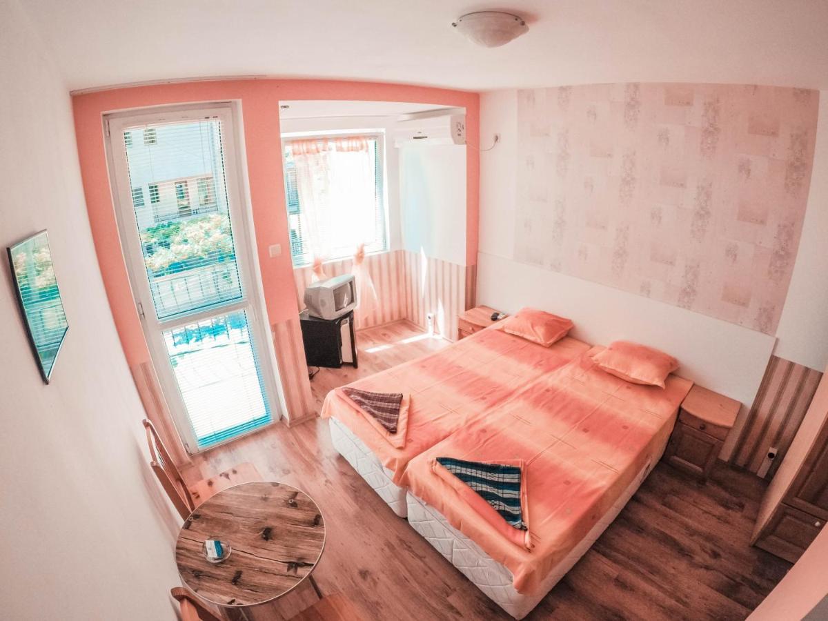 Guest House Gabriel โซโซโปล ภายนอก รูปภาพ