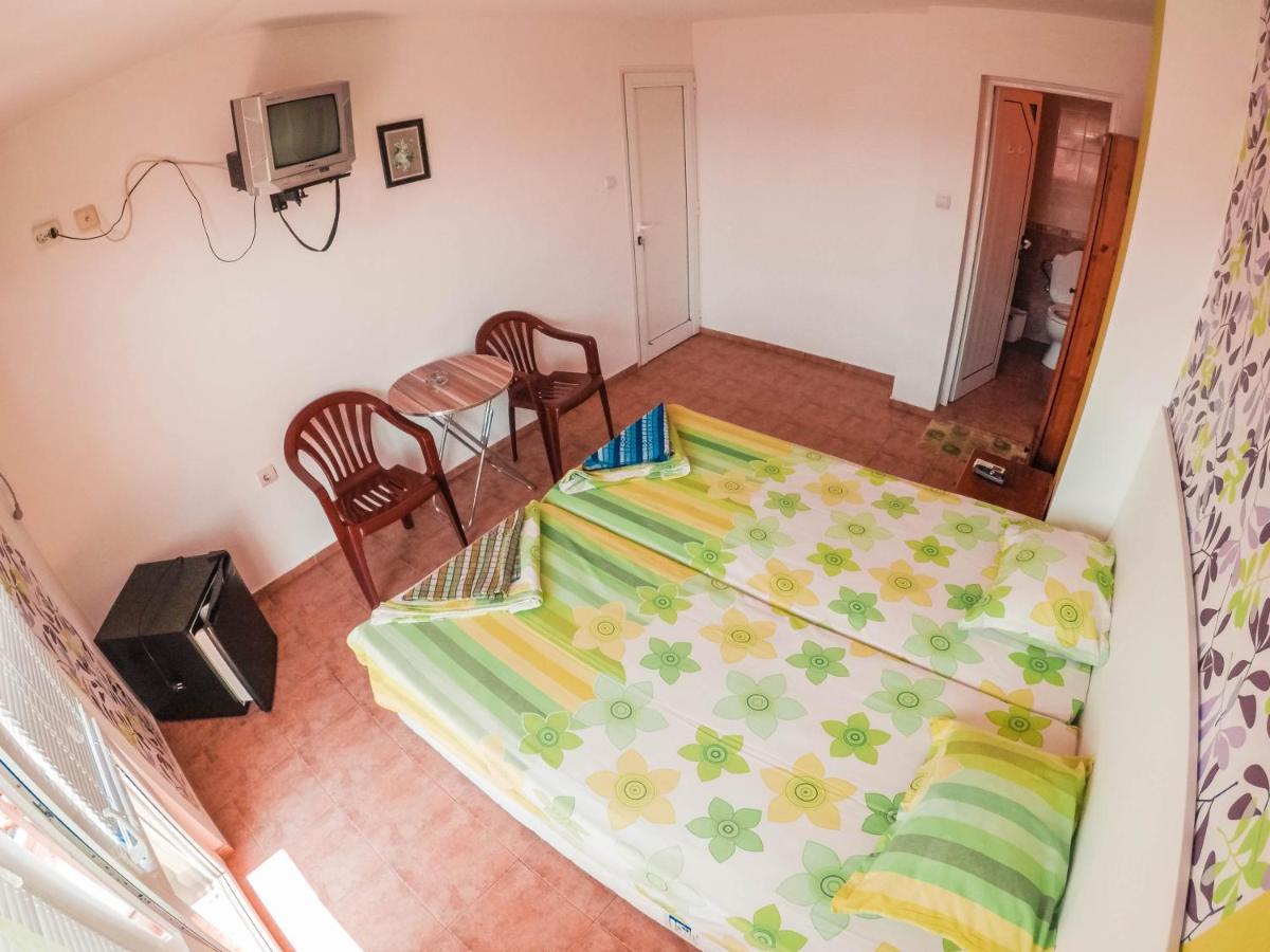 Guest House Gabriel โซโซโปล ภายนอก รูปภาพ