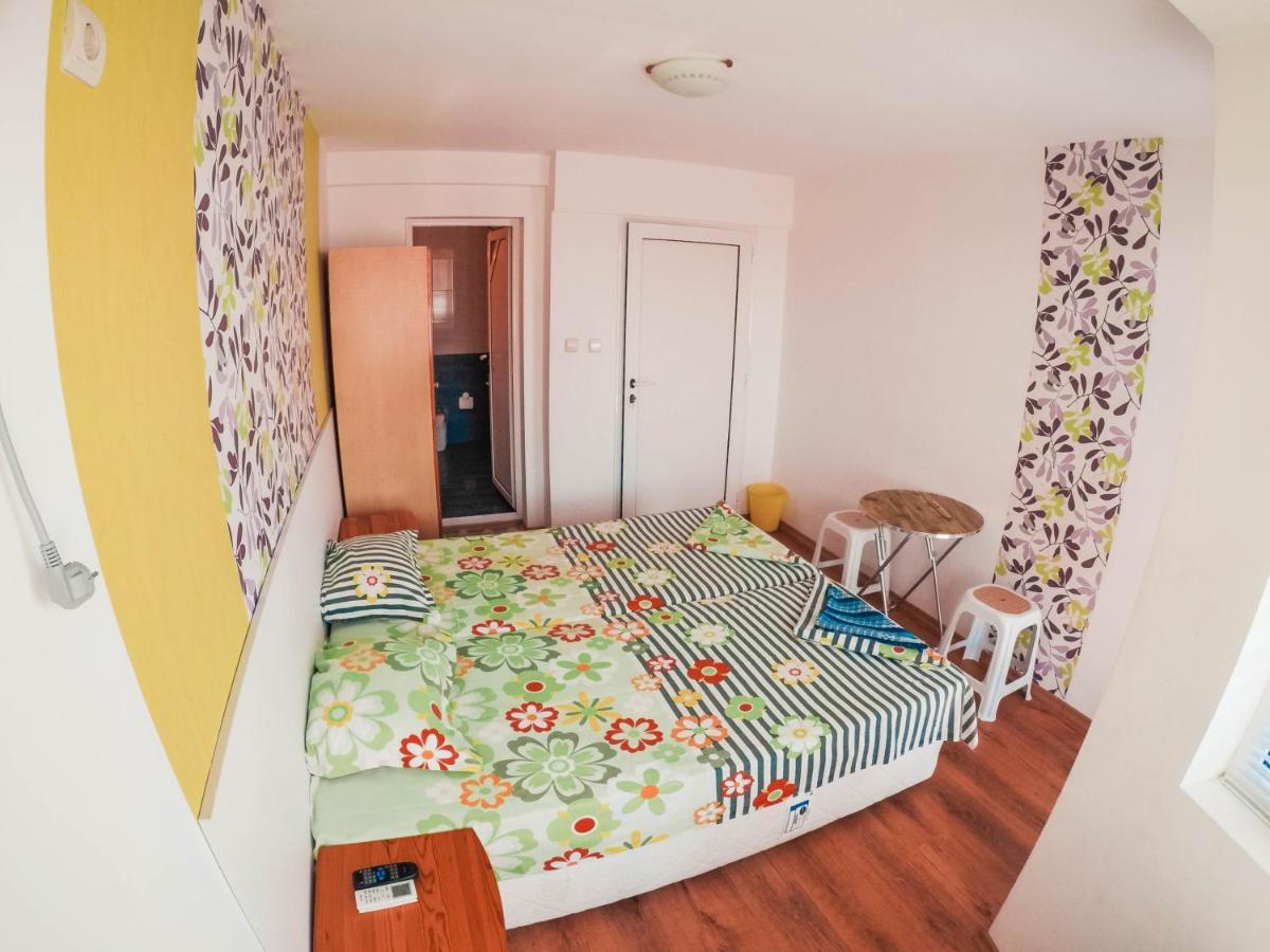 Guest House Gabriel โซโซโปล ภายนอก รูปภาพ